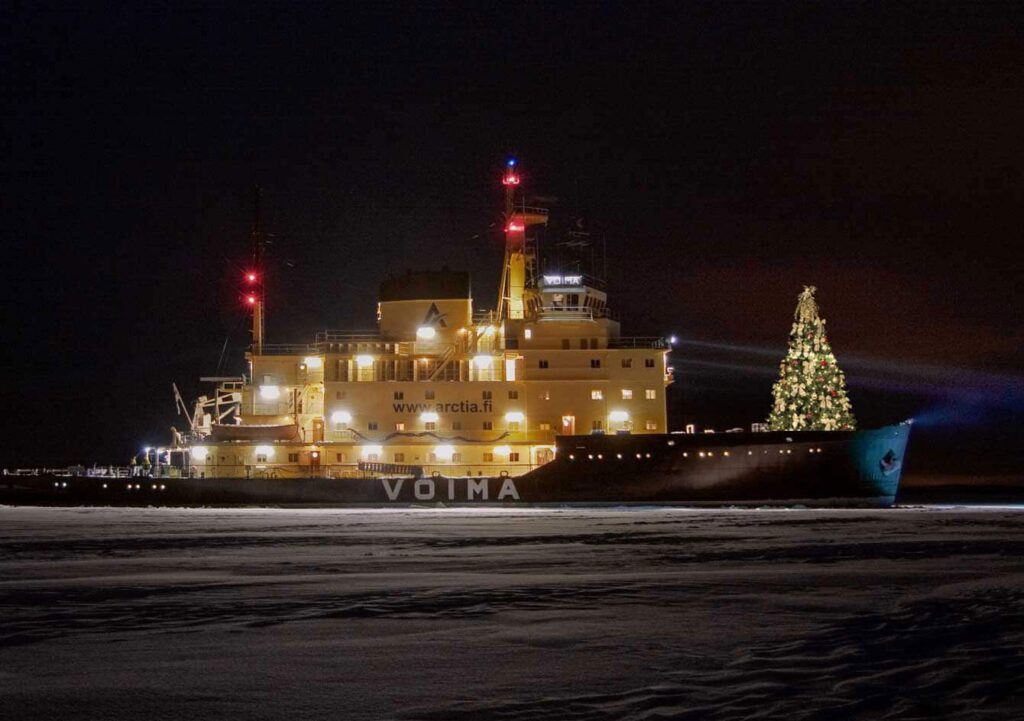 VOIMA Schiff Happy New Year